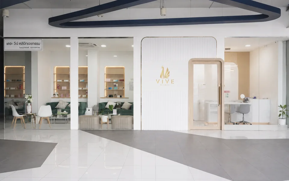 หน้าคลินิก THE VIVE CLINIC ชั้น 3 สาขาดอนเมือง / สรงประภา